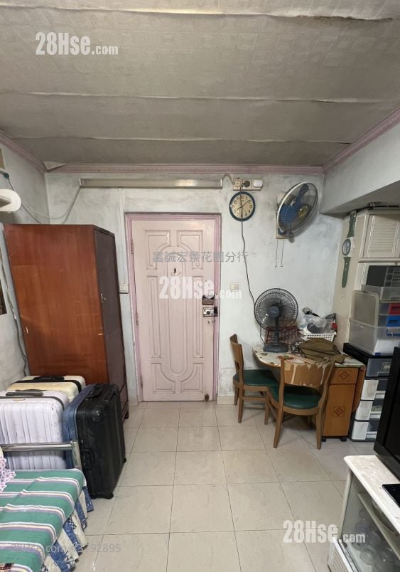 Fung Tak Estate Sell 1 Bedroom , 1 Bathroom 376 ft²