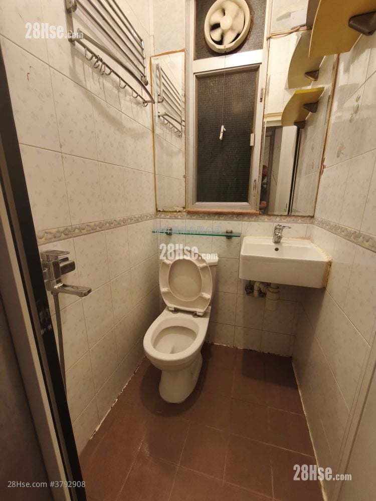 Loyal Mansion Sell 2 Bedrooms , 1 Bathroom 376 ft²