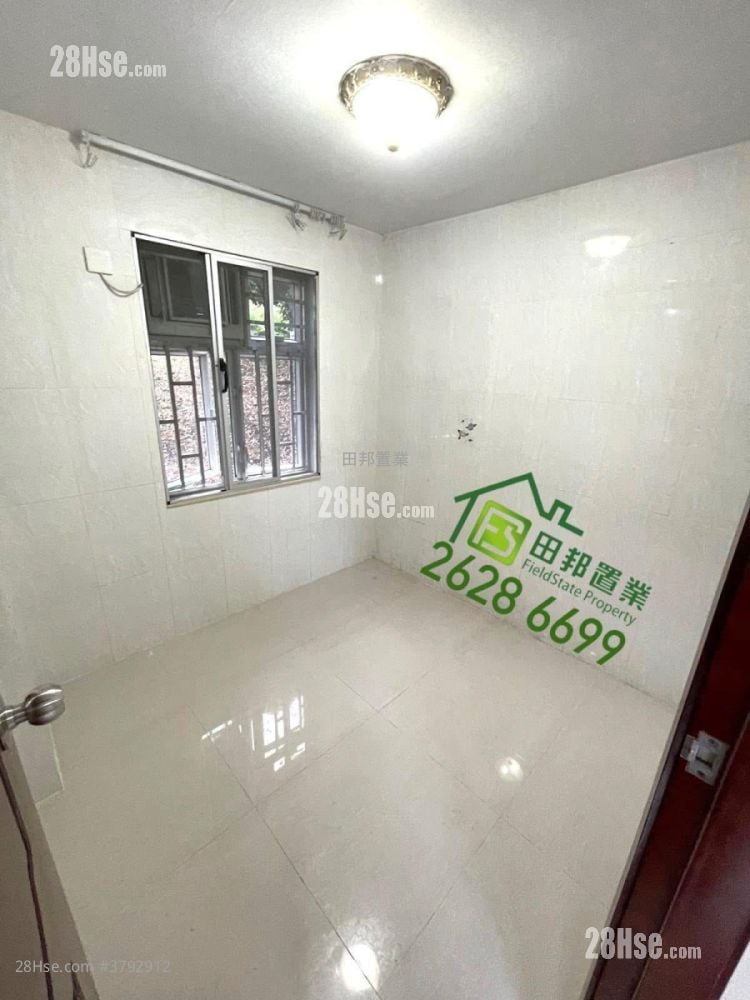 村屋 租盘 2 房 , 1 浴室