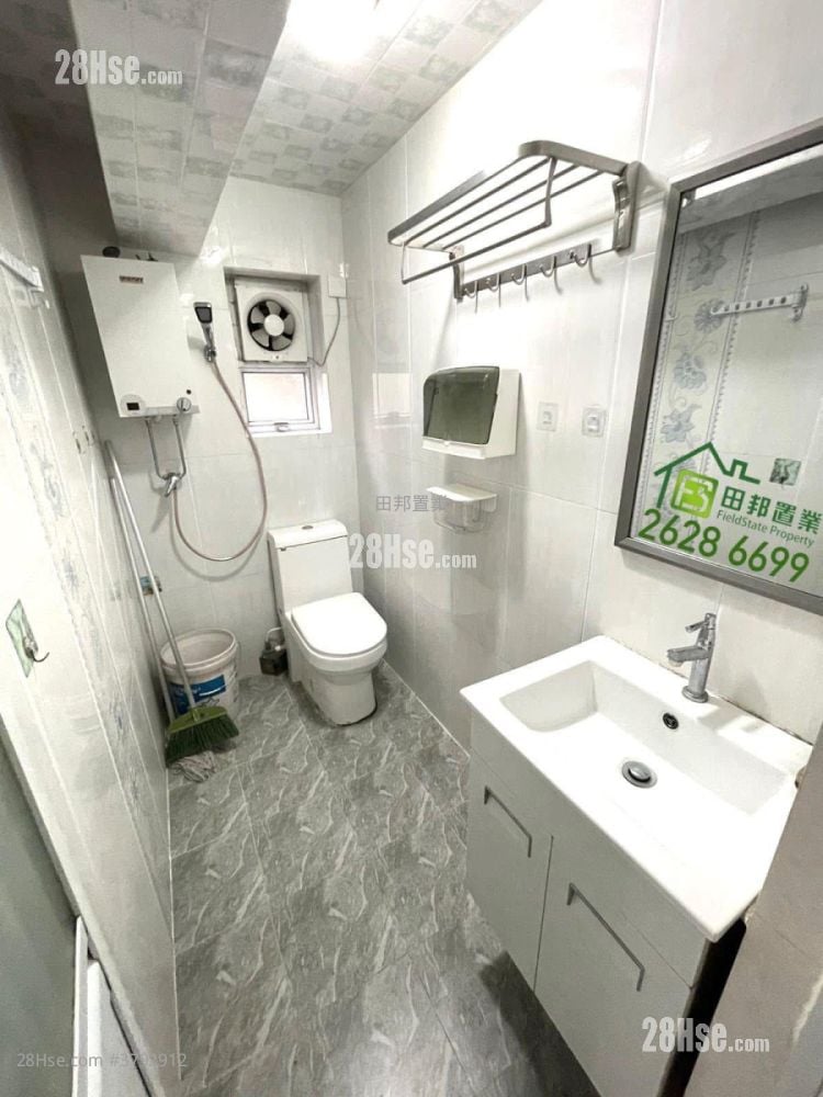 村屋 租盘 2 房 , 1 浴室