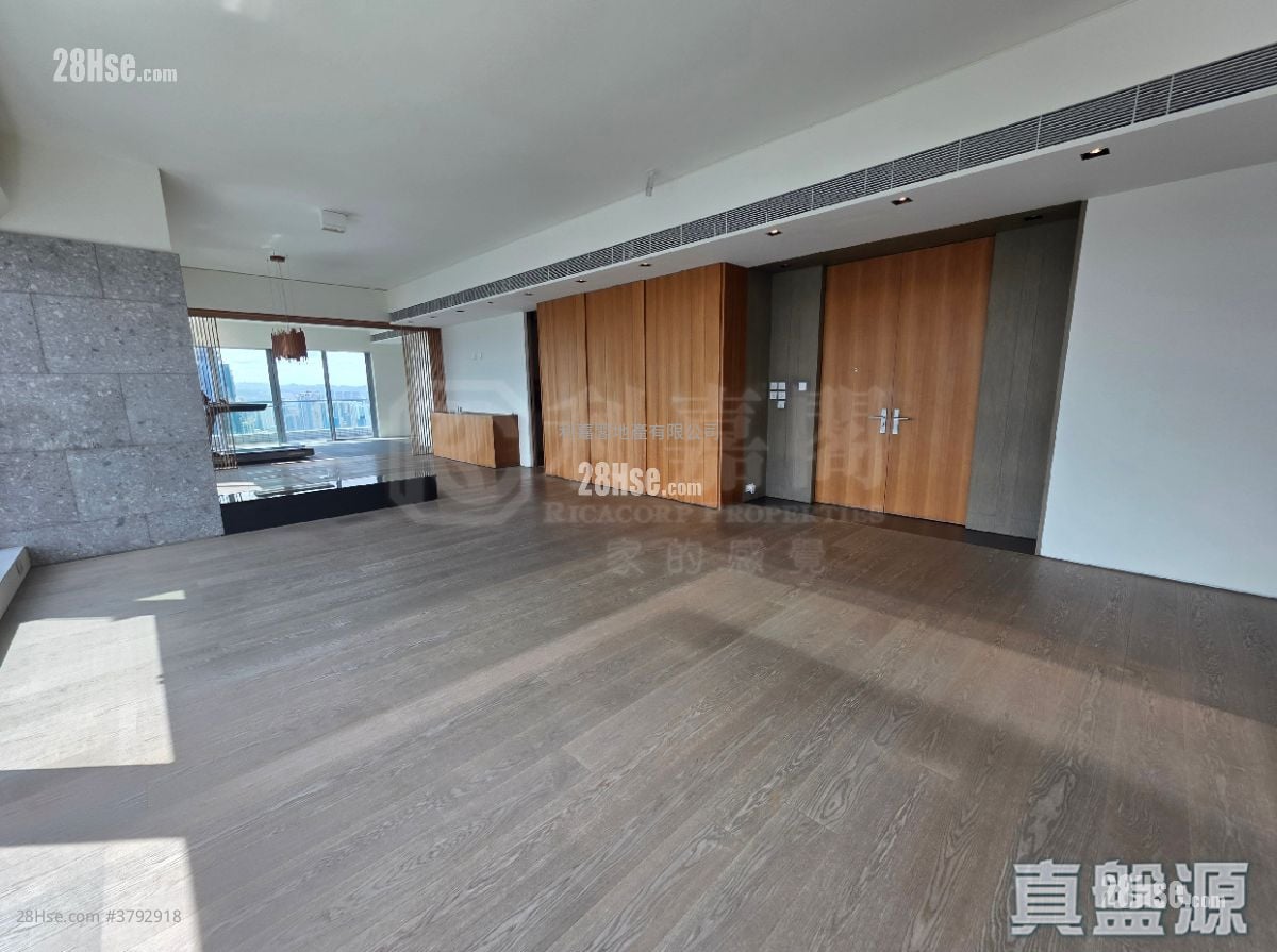 No. 15 Homantin Hill Rental 3 Bedrooms , 3 Bathrooms 3,170 ft²