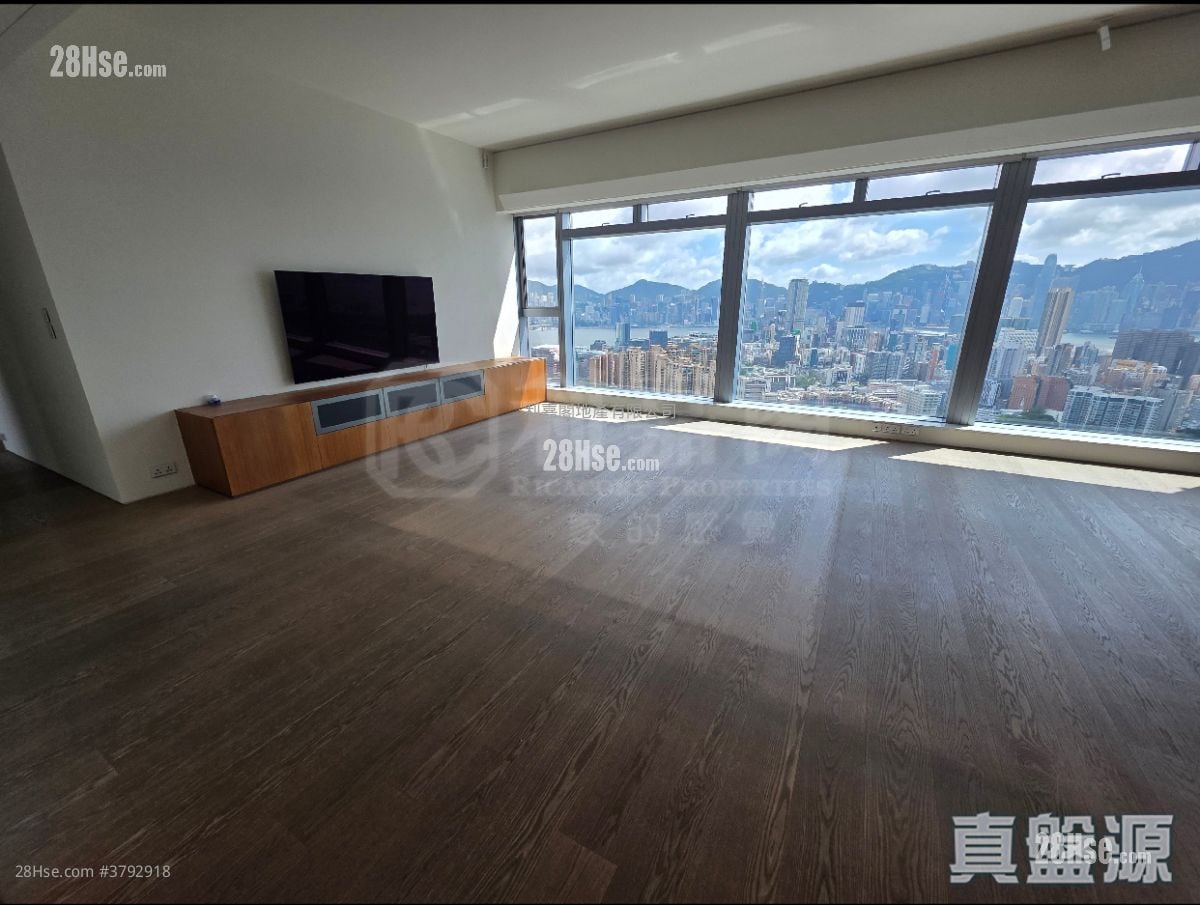 No. 15 Homantin Hill Rental 3 Bedrooms , 3 Bathrooms 3,170 ft²