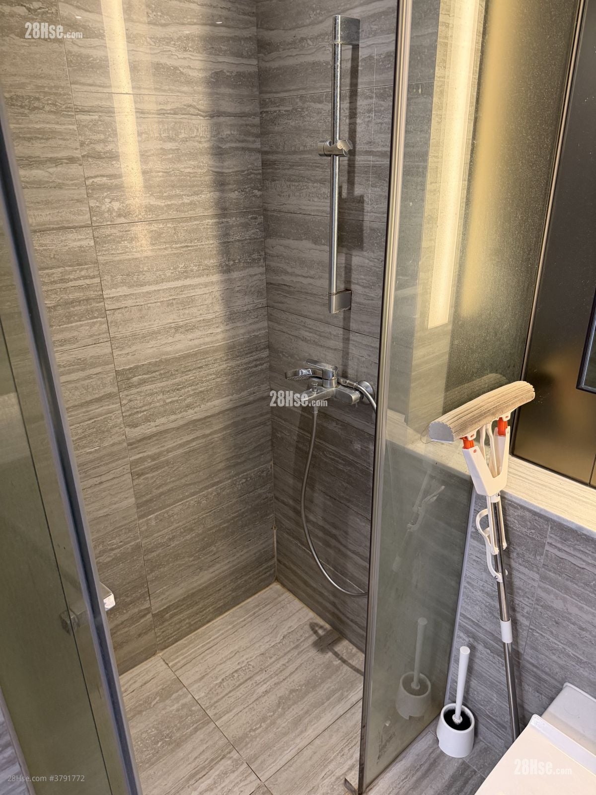 2Gerher Rental 1 Bedroom , 1 Bathroom 393 ft²