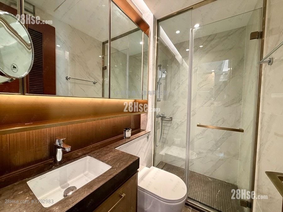 睿峰 售盘 1 房 319 平方尺