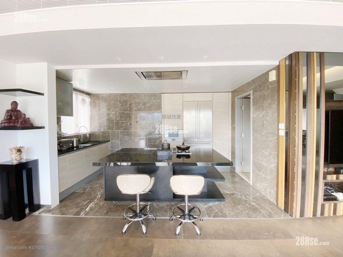 星堤 售盘 4 房 , 2 浴室 1,580 平方尺