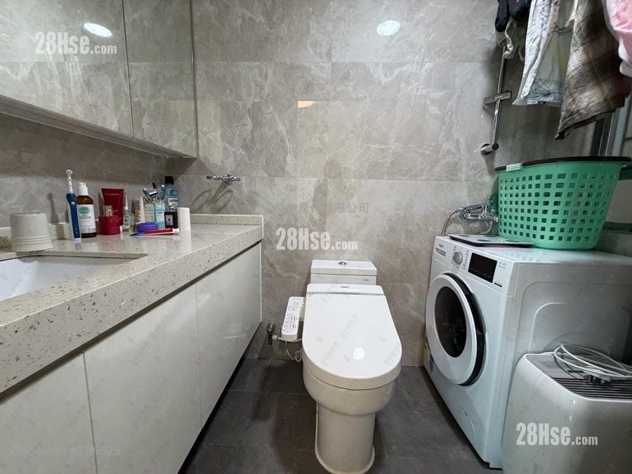 东堤湾畔 售盘 3 房 , 2 浴室 759 平方尺