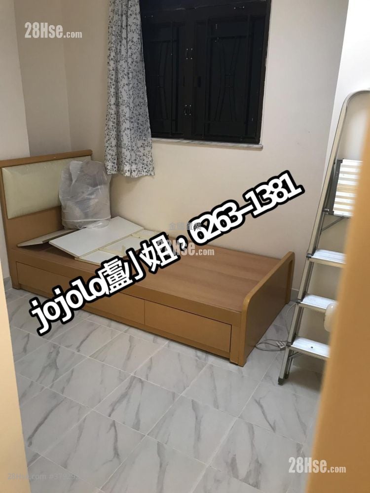 Kam Po Building Rental 349 ft²