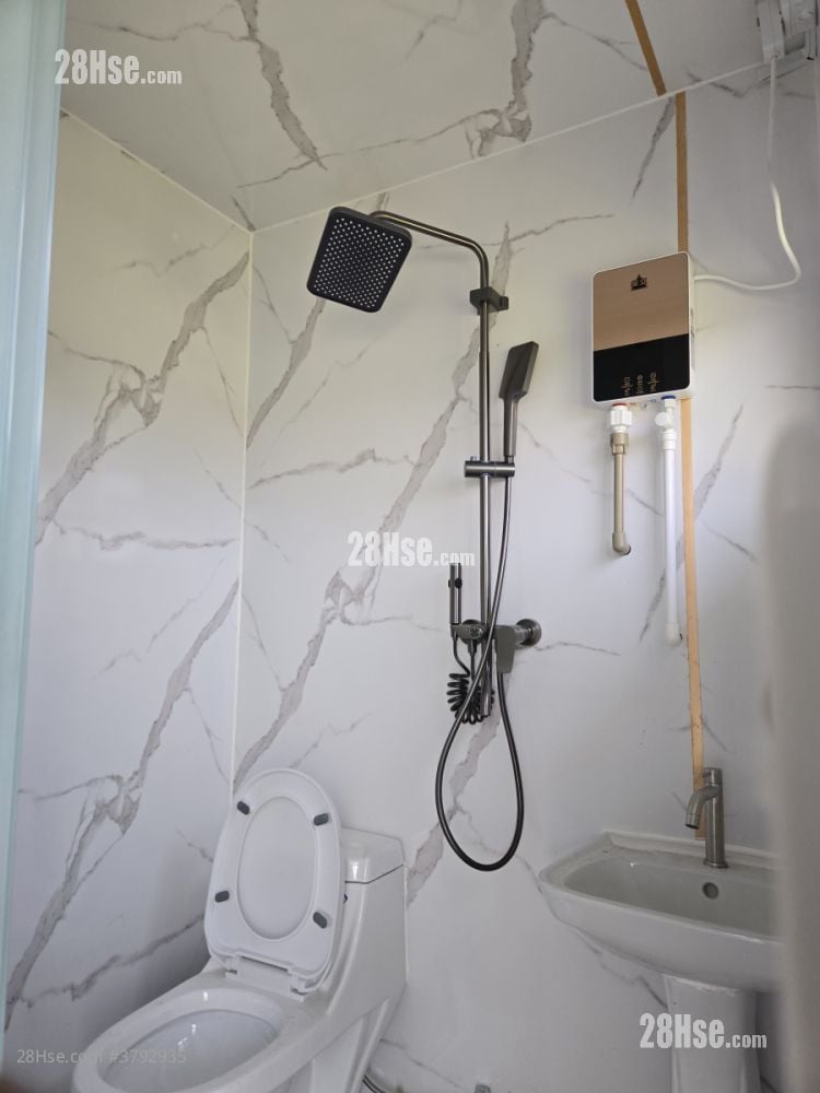 Tin Kwong Po Rental 350 ft²