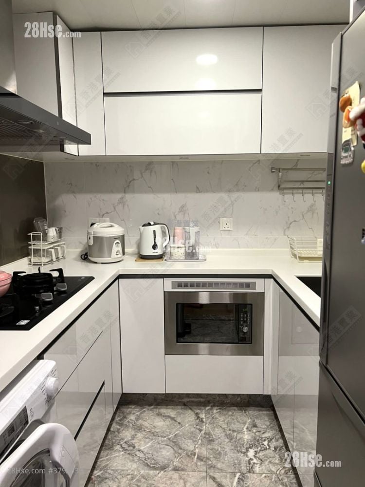 Harbour Green Sell 3 Bedrooms , 1 Bathroom 541 ft²