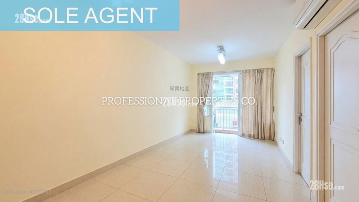 Central Park Towers Sell 2 Bedrooms , 1 Bathroom 493 ft²