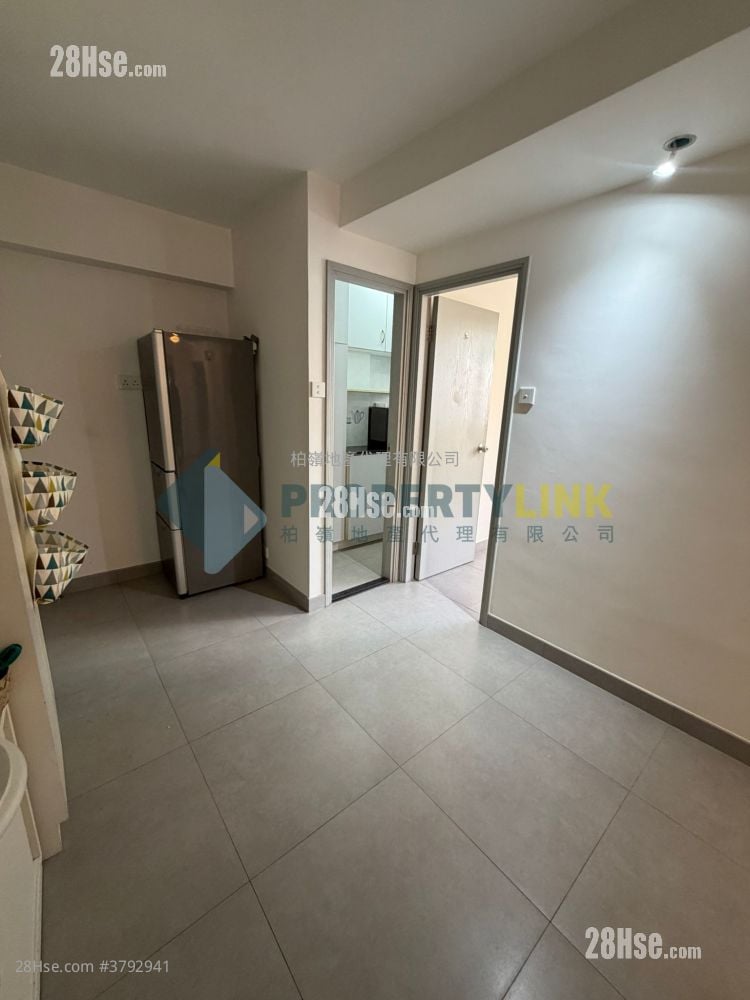 启发大厦 售盘 2 房 , 1 浴室 380 平方尺