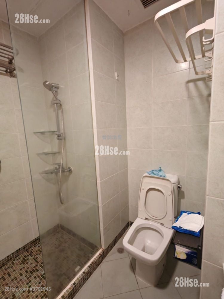 The Hillgrove Rental 3 Bedrooms , 2 Bathrooms 874 ft²