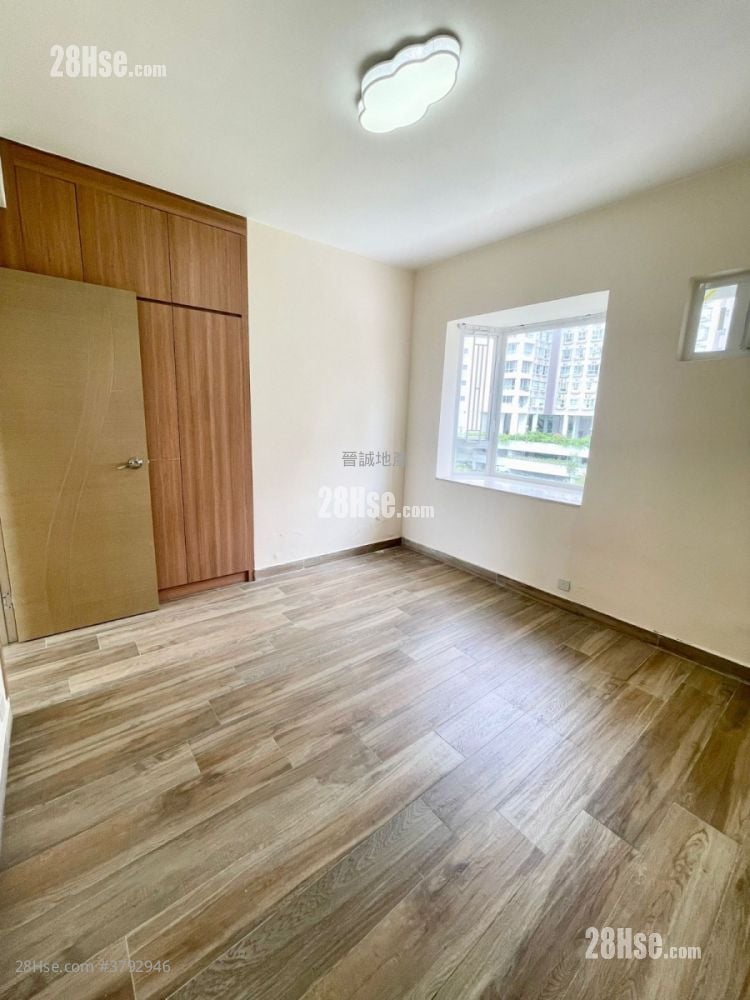 Dragon Villa Rental 3 Bedrooms , 2 Bathrooms 1,342 ft²