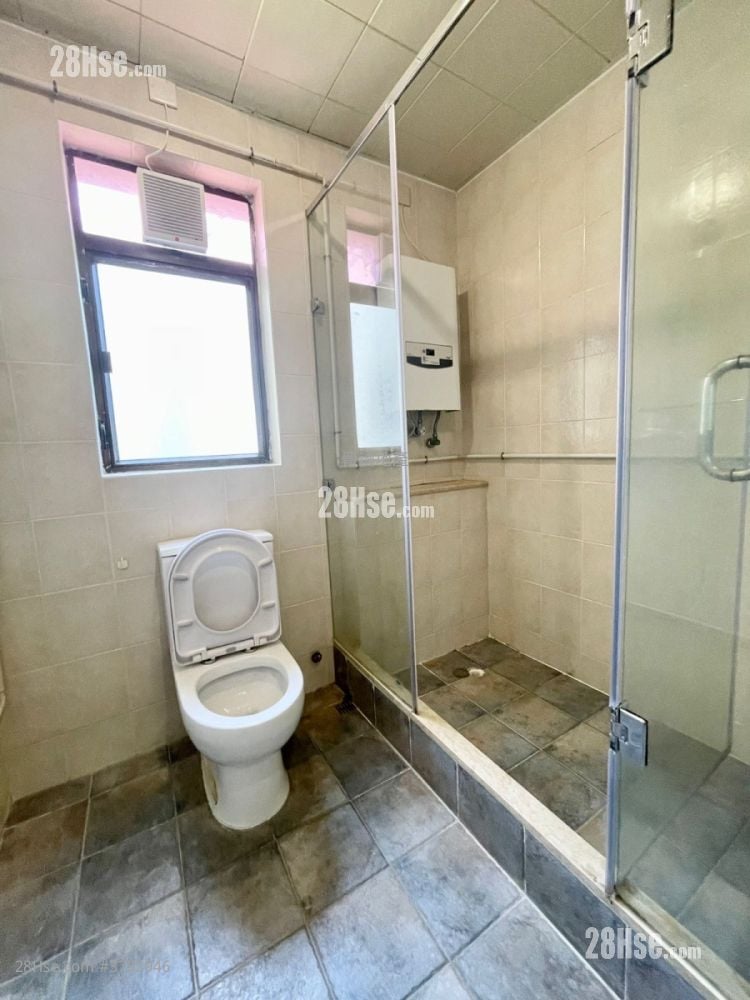 Dragon Villa Rental 3 Bedrooms , 2 Bathrooms 1,342 ft²