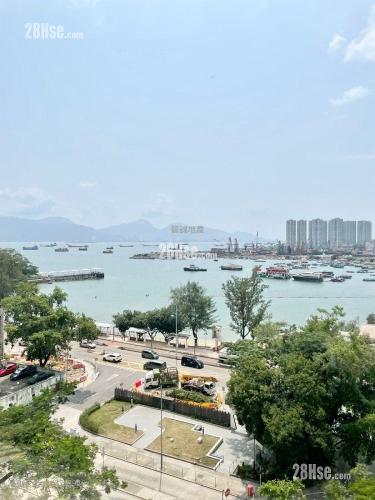 Dragon Villa Rental 3 Bedrooms , 2 Bathrooms 1,342 ft²