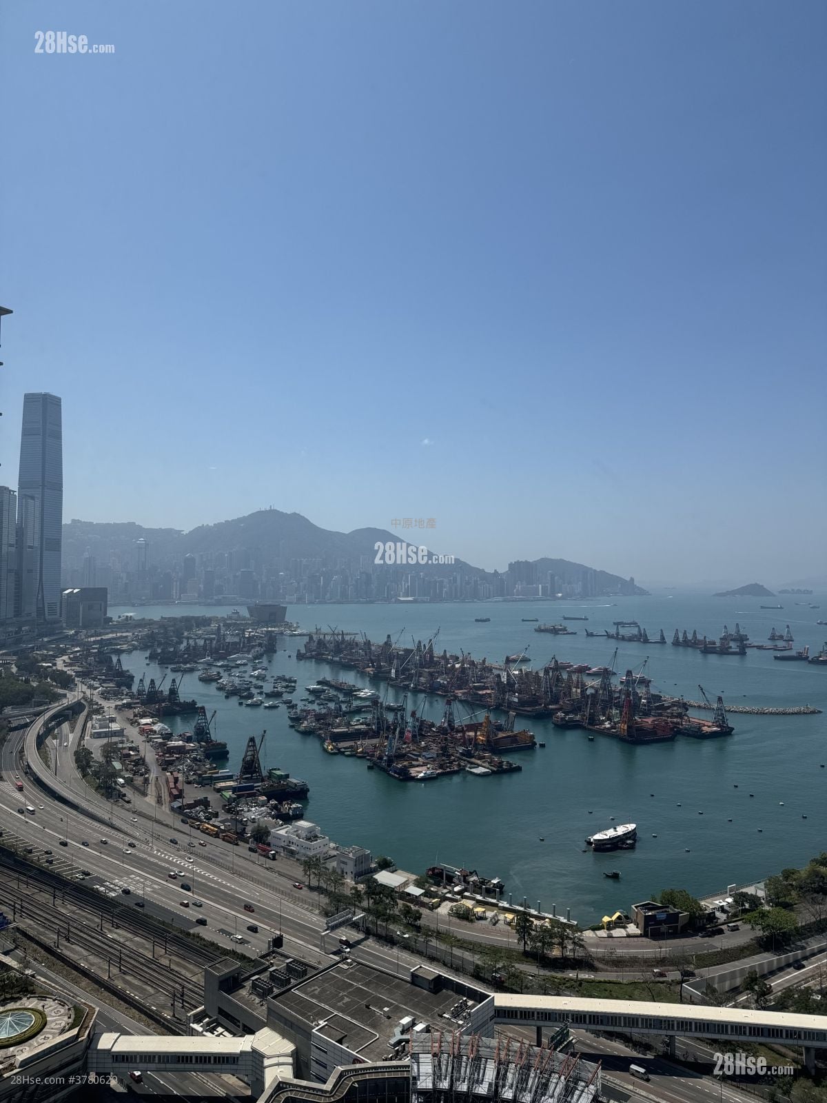 Florient Rise Sell 3 Bedrooms , 2 Bathrooms 649 ft²