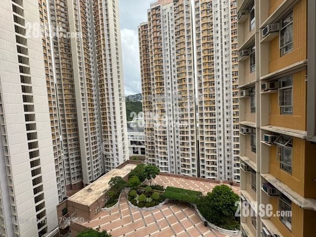 愉翠苑 售盘 3 房 , 2 浴室 650 平方尺