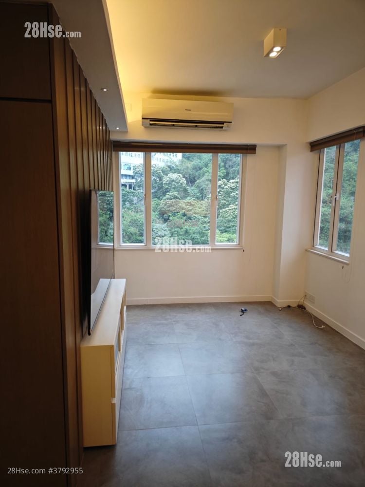 Po Tak Mansion Sell 1 Bedroom , 1 Bathroom 344 ft²