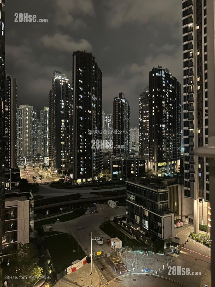 K. Summit Rental 2 Bedrooms , 1 Bathroom 466 ft²