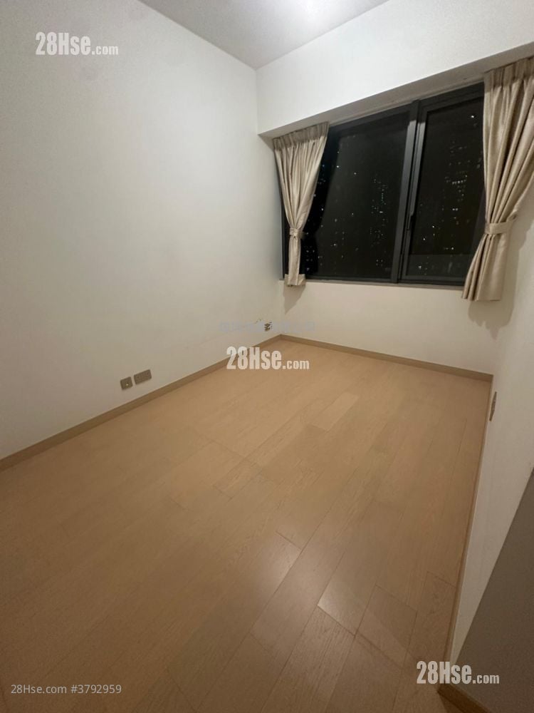 K. Summit Rental 2 Bedrooms , 1 Bathroom 466 ft²