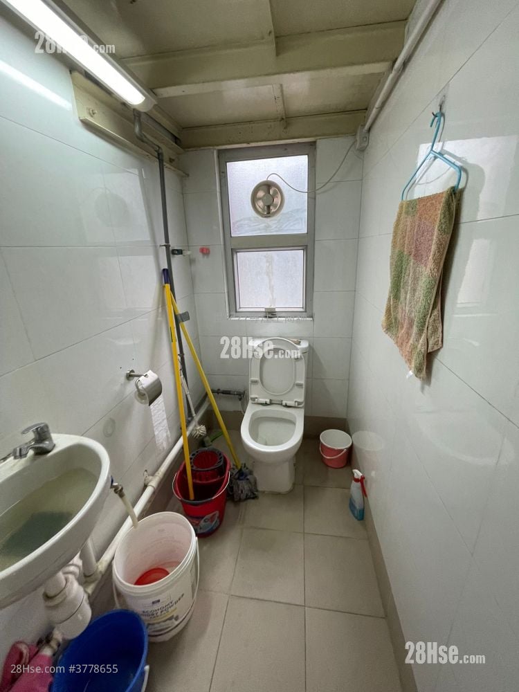 Hi-Tech Industrial Centre Rental