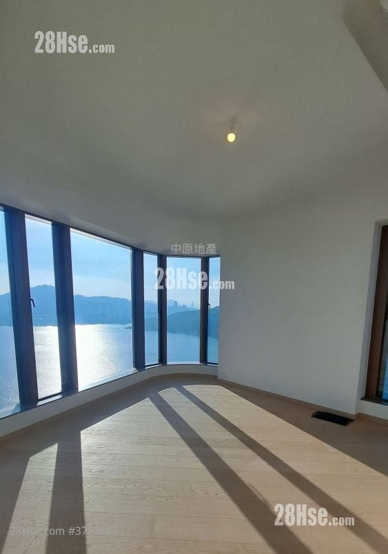 LP10 售盘 4 房 1,205 平方尺