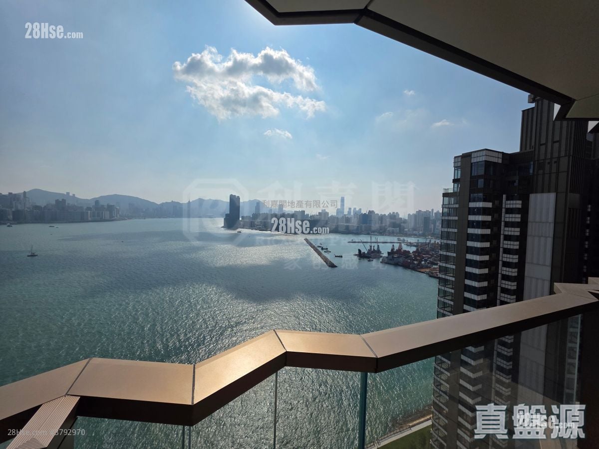 Pano Harbour Sell 1,523 ft²