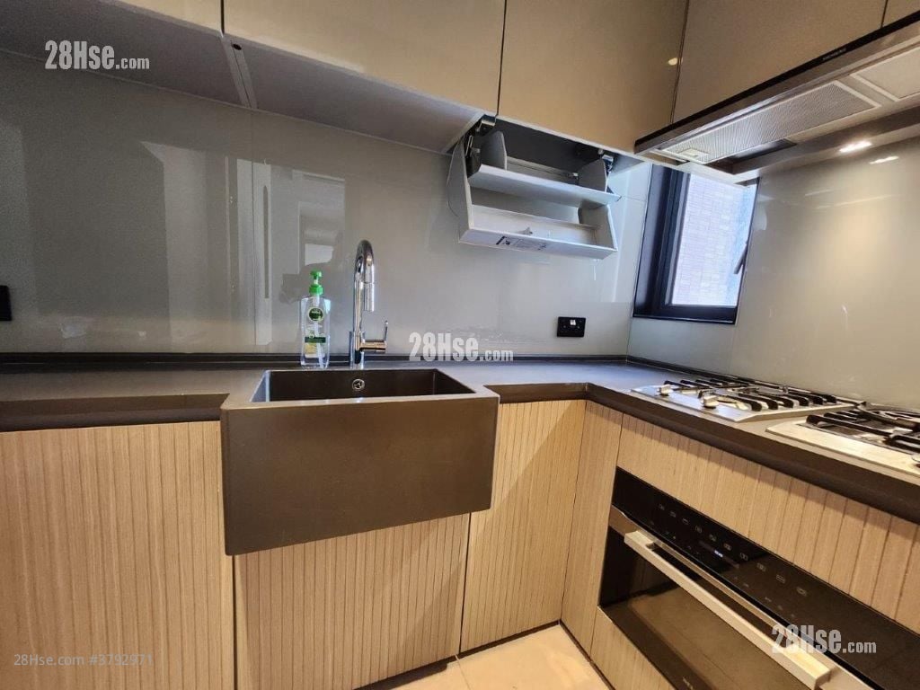 柏傲庄 租盘 3 房 , 2 浴室 663 平方尺