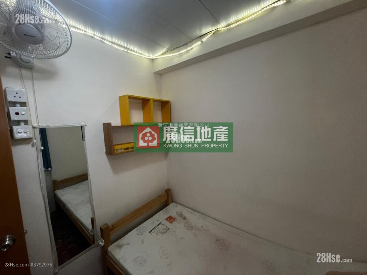 鸿辉大厦 租盘 4 房 , 2 浴室