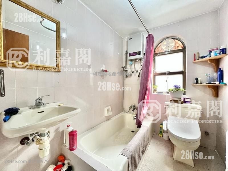 大坑口 售盘 5+ 房 2,100 平方尺