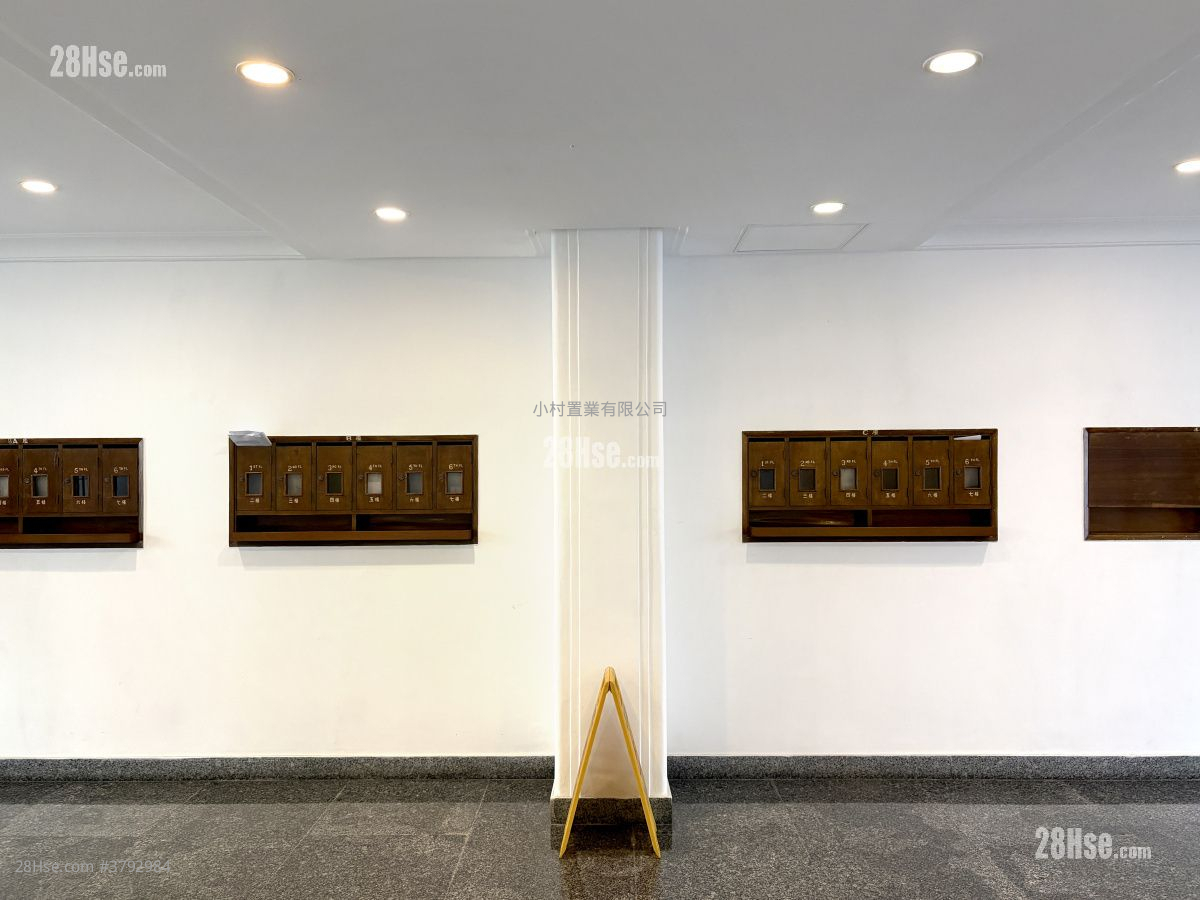 Lobby: 8 Sau Chuk Yuen Road Rental 3 Bedrooms , 2 Bathrooms 1,026 ft²