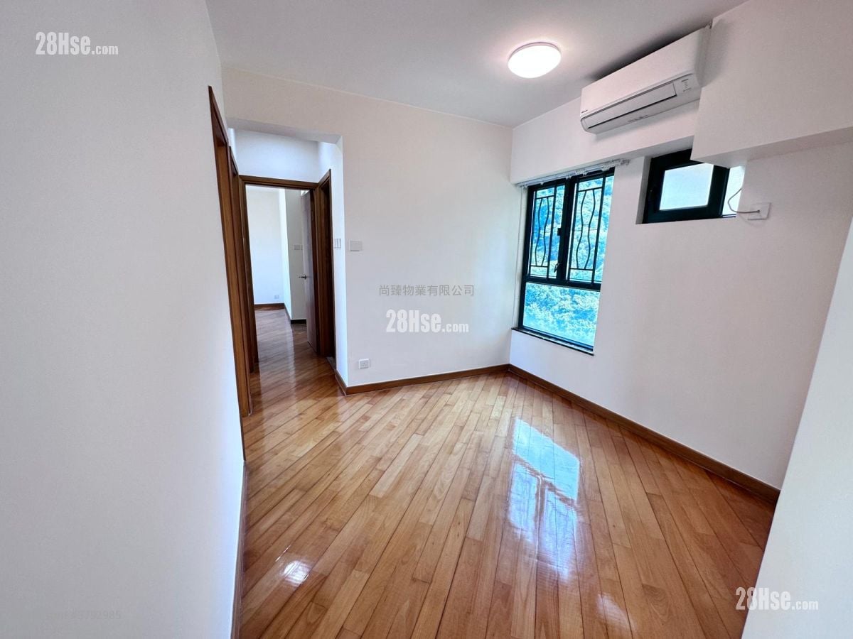 Dragon Pride Sell 3 Bedrooms , 2 Bathrooms 876 ft²