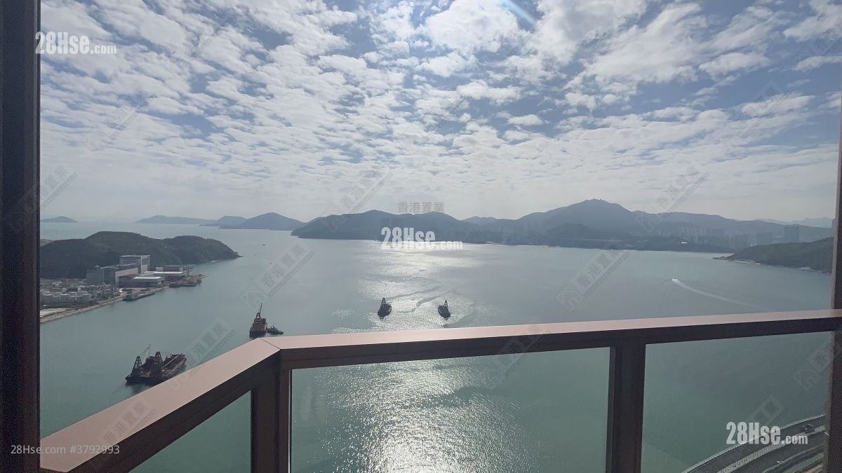 LP10 售盘 4 房 1,526 平方尺