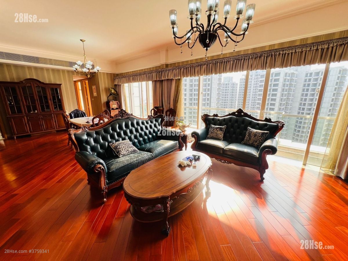 Avignon Sell 5+ Bedrooms , 4 Bathrooms 1,646 ft²