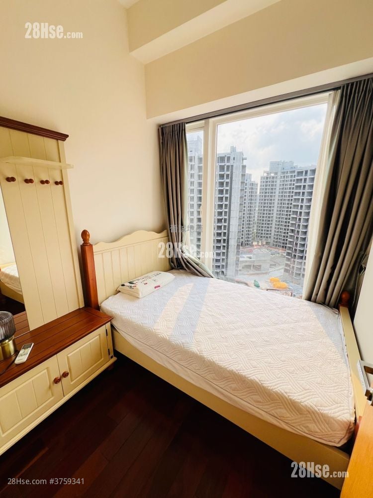 Avignon Sell 5+ Bedrooms , 4 Bathrooms 1,646 ft²