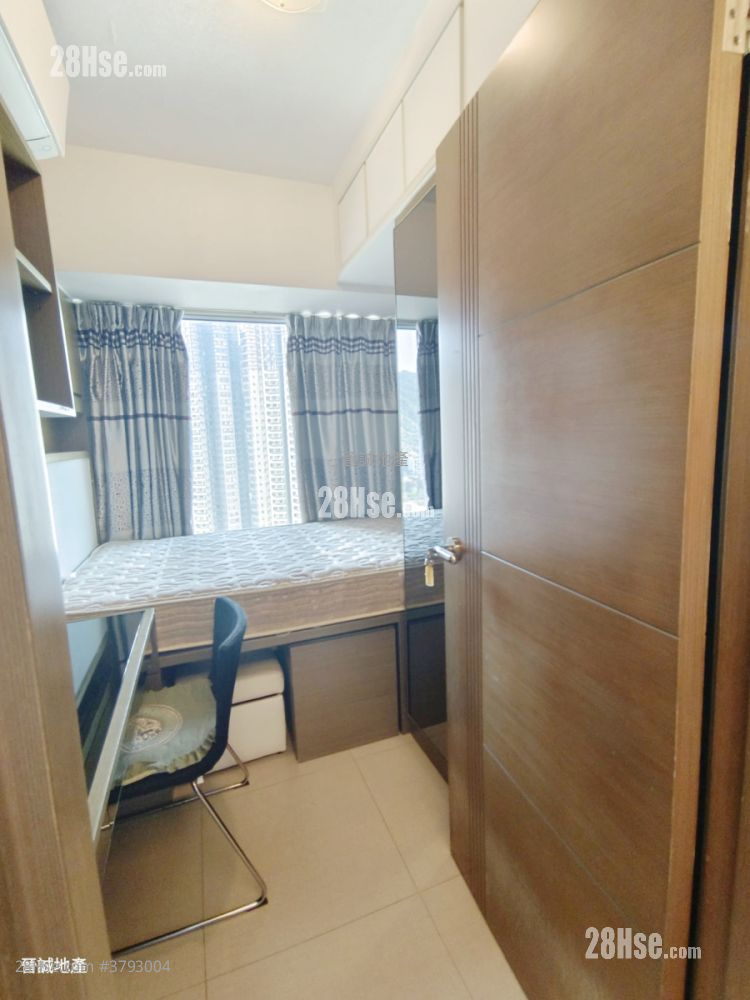 Bellagio Sell 2 Bedrooms , 1 Bathroom 575 ft²