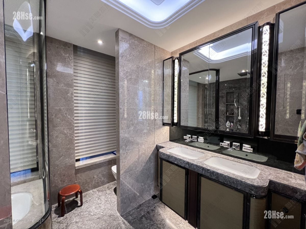 浴室: 高尔夫御苑 租盘 4 房 , 4 浴室 1,314 平方尺