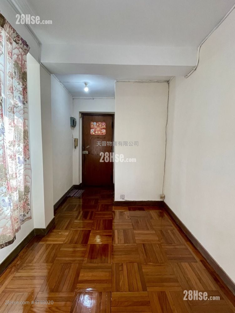 Double Mansion Sell 2 Bedrooms , 1 Bathroom 291 ft²