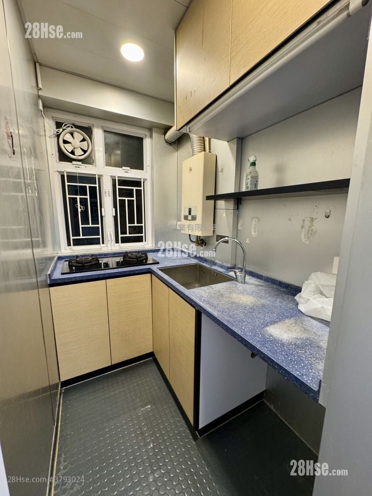 Whampoa Estate Sell 3 Bedrooms , 1 Bathroom 425 ft²