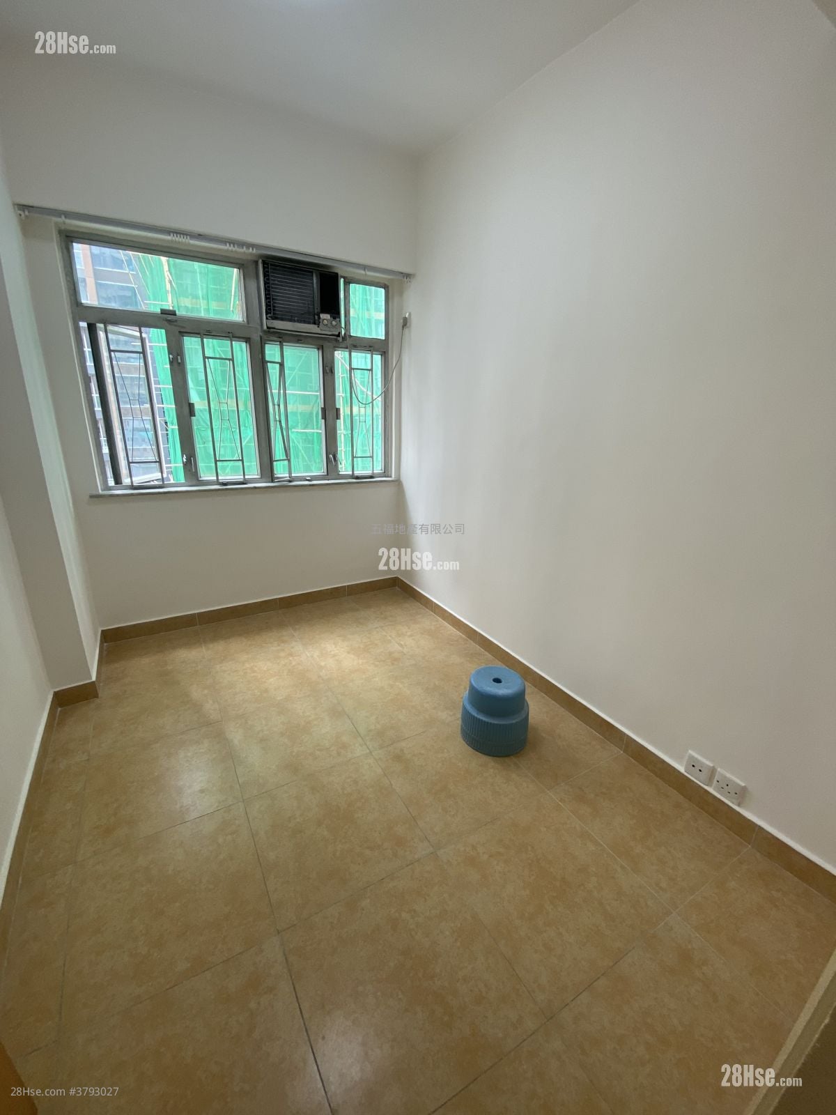 五福大厦 售盘 2 房 , 1 浴室 400 平方尺