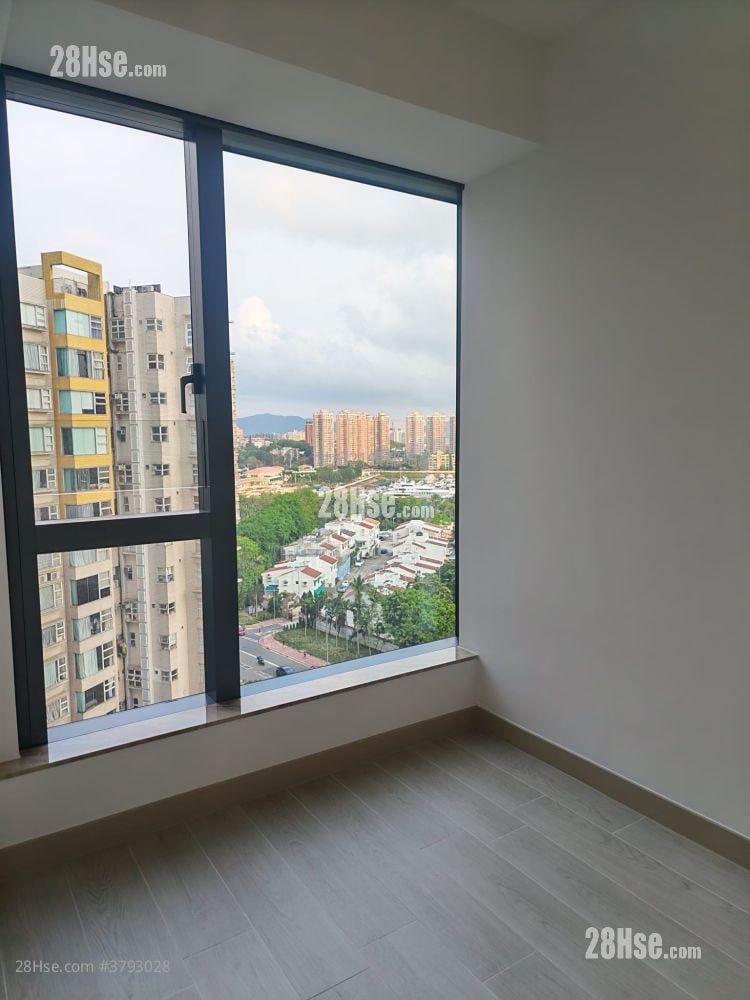 Gold Coast Bay Sell 1 Bedroom , 1 Bathroom 312 ft²