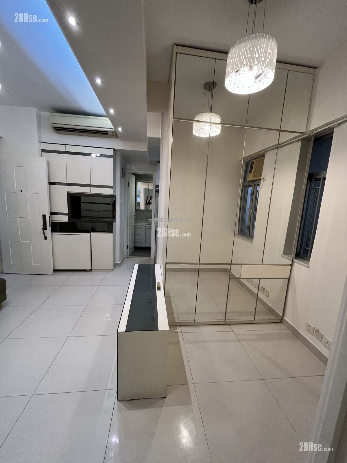 鸿德大厦 租盘 2 房 , 1 浴室 404 平方尺