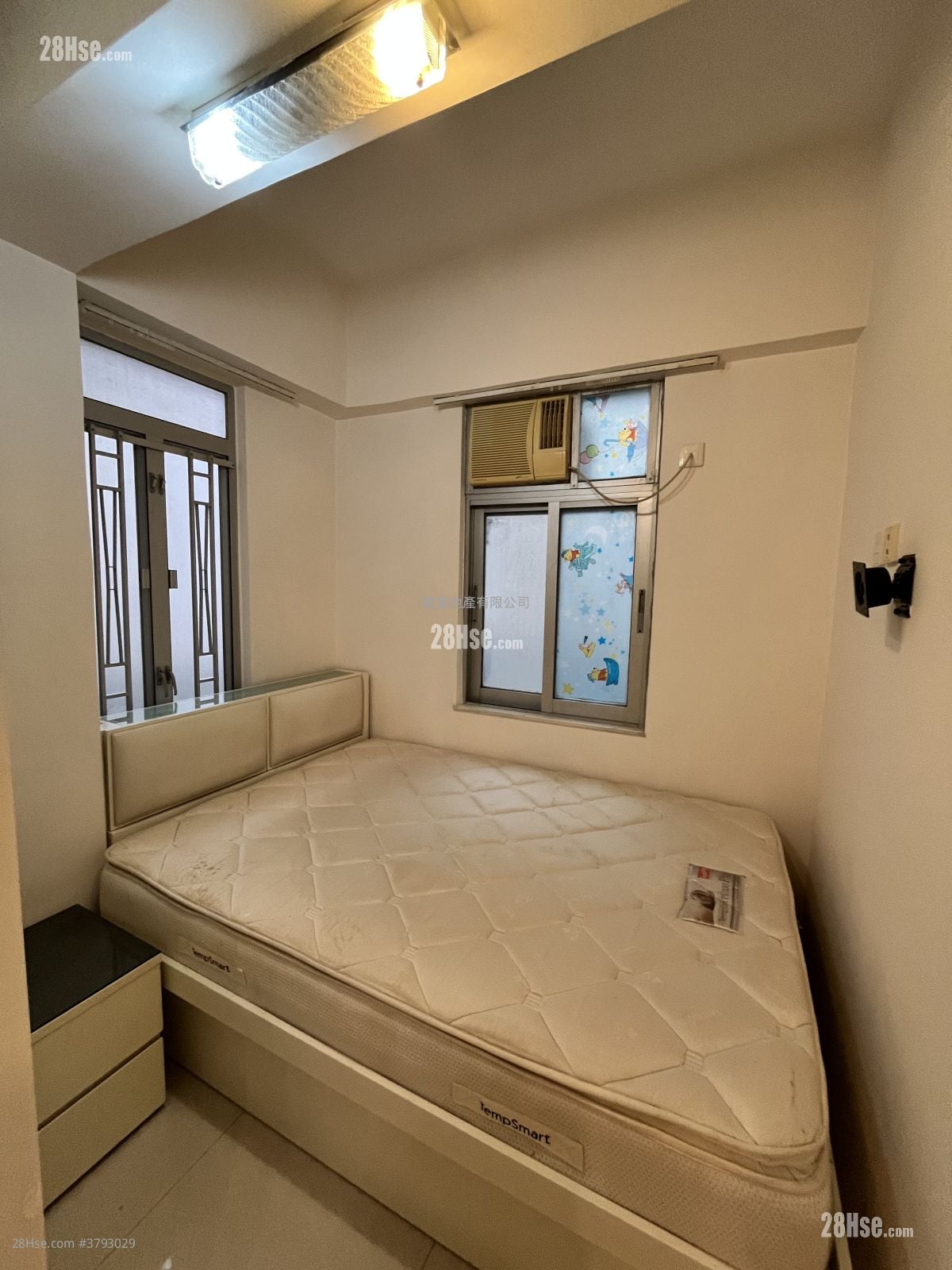 鸿德大厦 租盘 2 房 , 1 浴室 404 平方尺