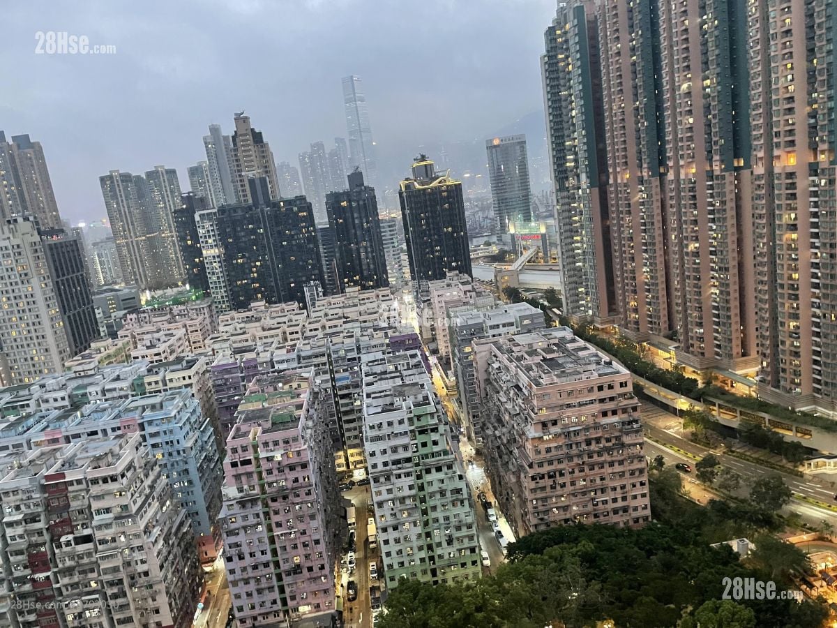 Metro Harbour View Rental 2 Bedrooms , 1 Bathroom 371 ft²