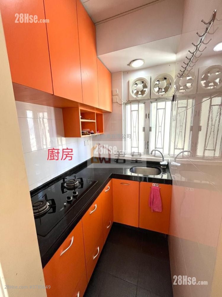 Wah Po Mansion Rental 2 Bedrooms , 1 Bathroom 411 ft²