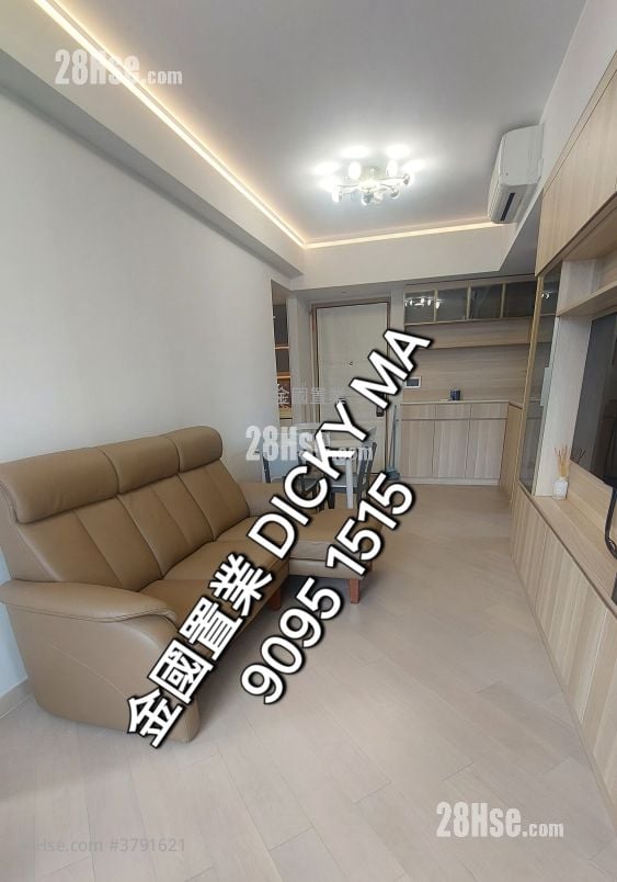 Arbour Rental 3 Bedrooms , 3 Bathrooms 752 ft²