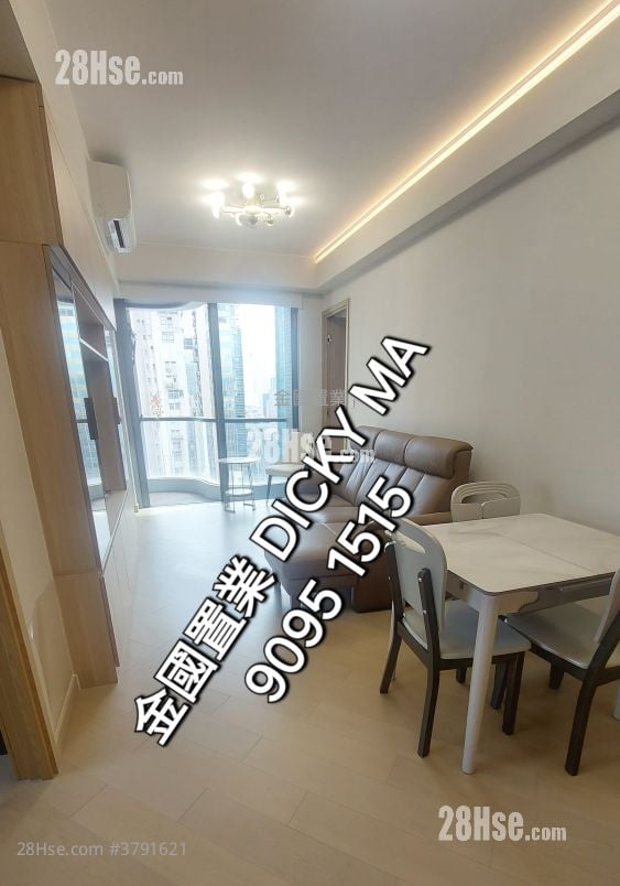 Arbour Rental 3 Bedrooms , 3 Bathrooms 752 ft²