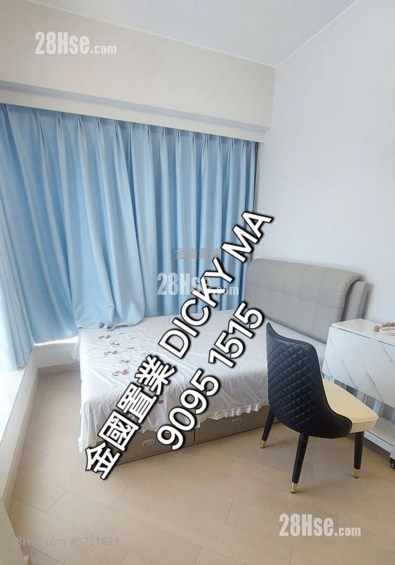 Arbour Rental 3 Bedrooms , 3 Bathrooms 752 ft²