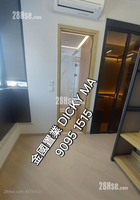 Arbour Rental 3 Bedrooms , 3 Bathrooms 752 ft²