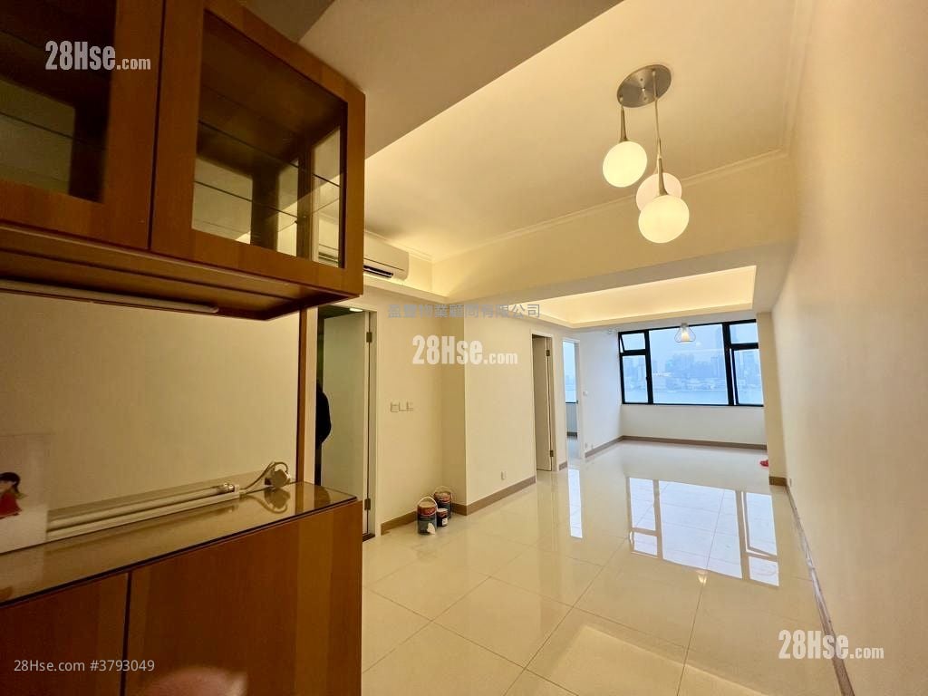 海殿大厦 租盘 2 房 , 1 浴室 624 平方尺